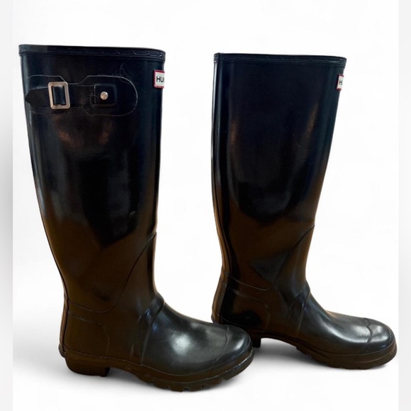 Hunter Classic Black Gloss Waterproof Boots - Picture 3 of 6